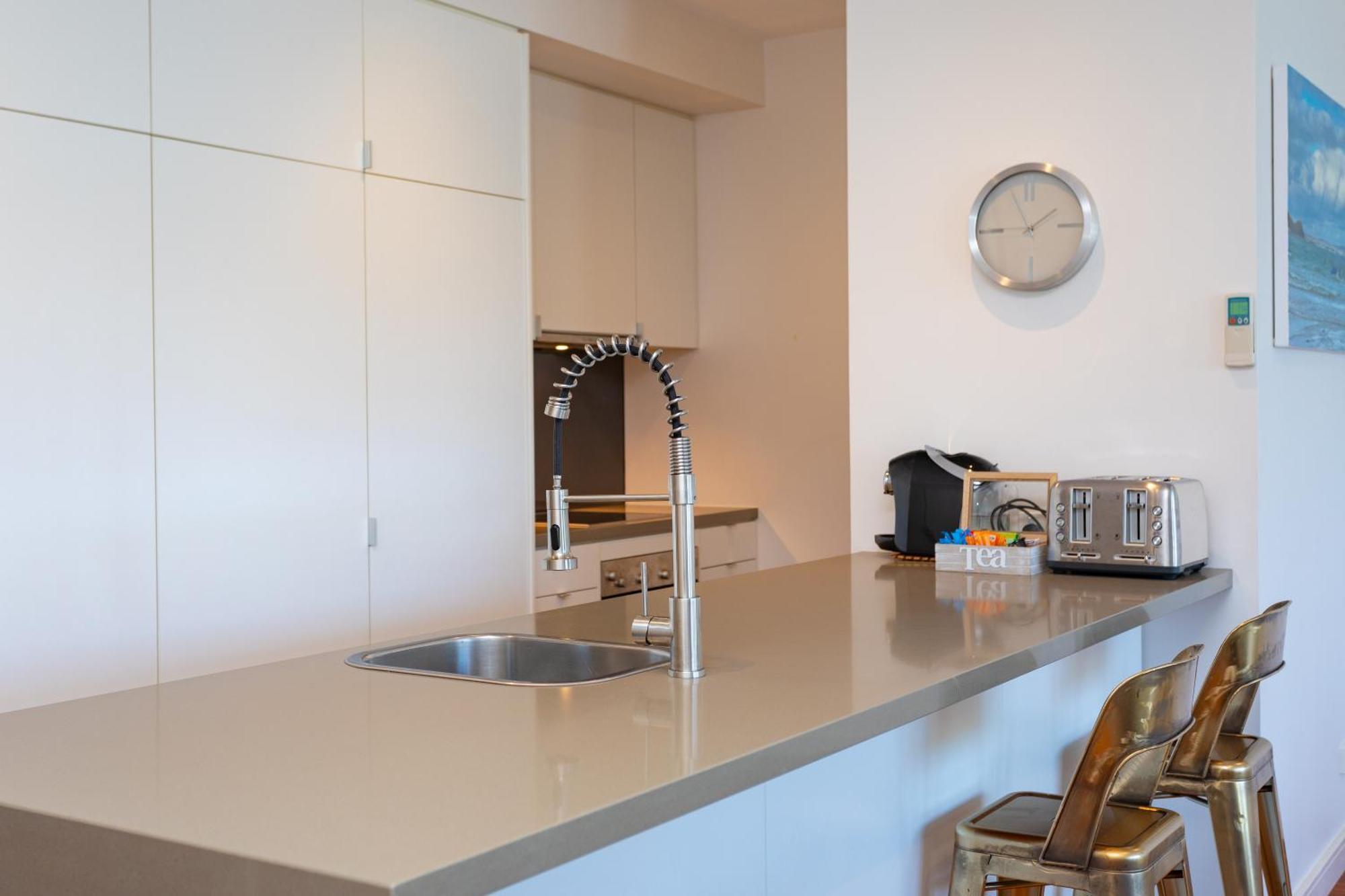 C-Scape Penthouse - Cowes Beach Front Екстер'єр фото